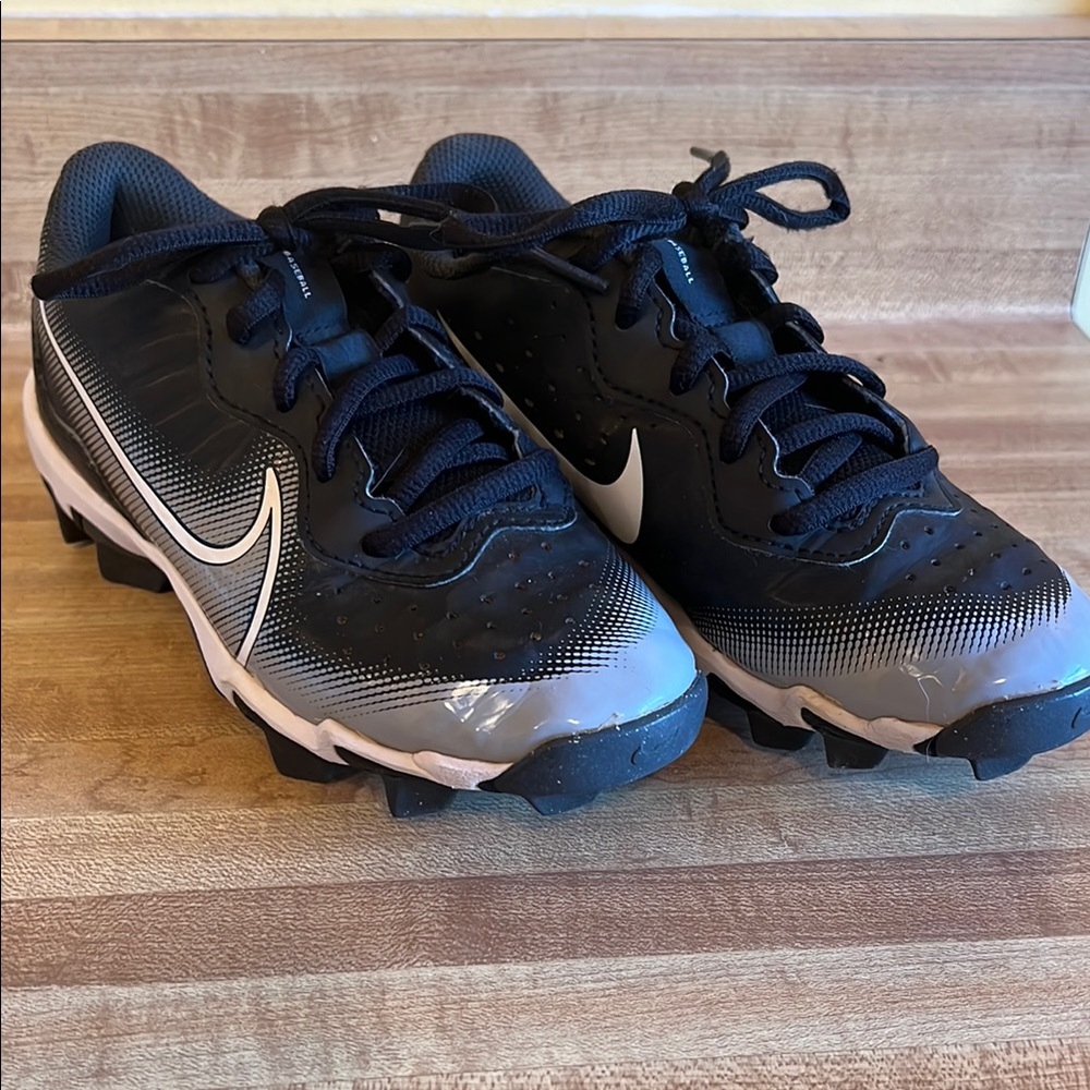 Nike Diamond Fastflex Kids Cleats, 1.5Y